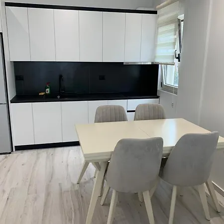 Delfin Lägenhet Sarandë
