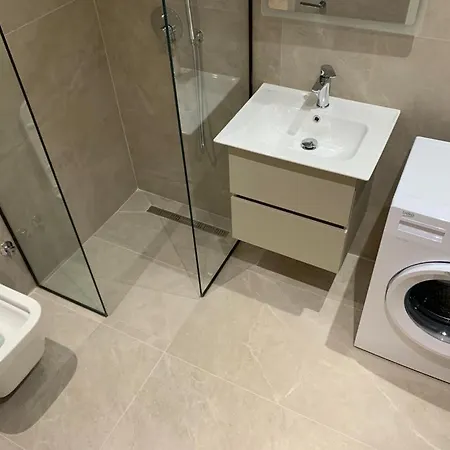 Daire Delfin Saranda