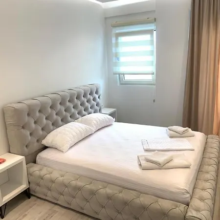 Delfin Lägenhet Sarandë