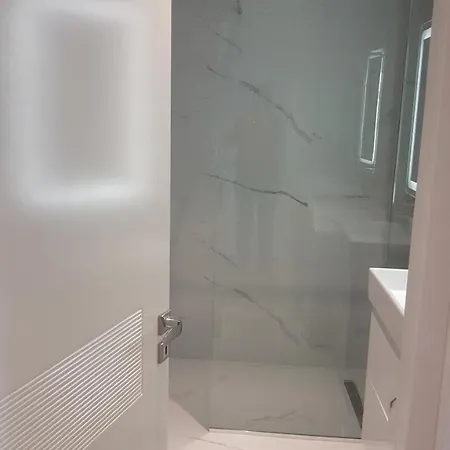 Daire Delfin Saranda