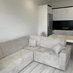 Delfin ساراندا