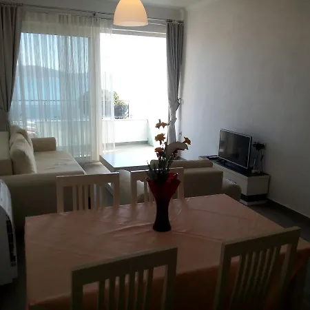 Διαμέρισμα Delfin *