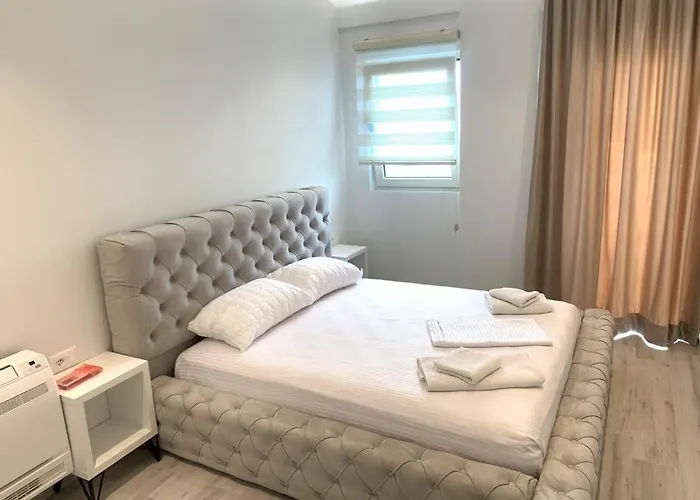 Delfin Appartement Saranda